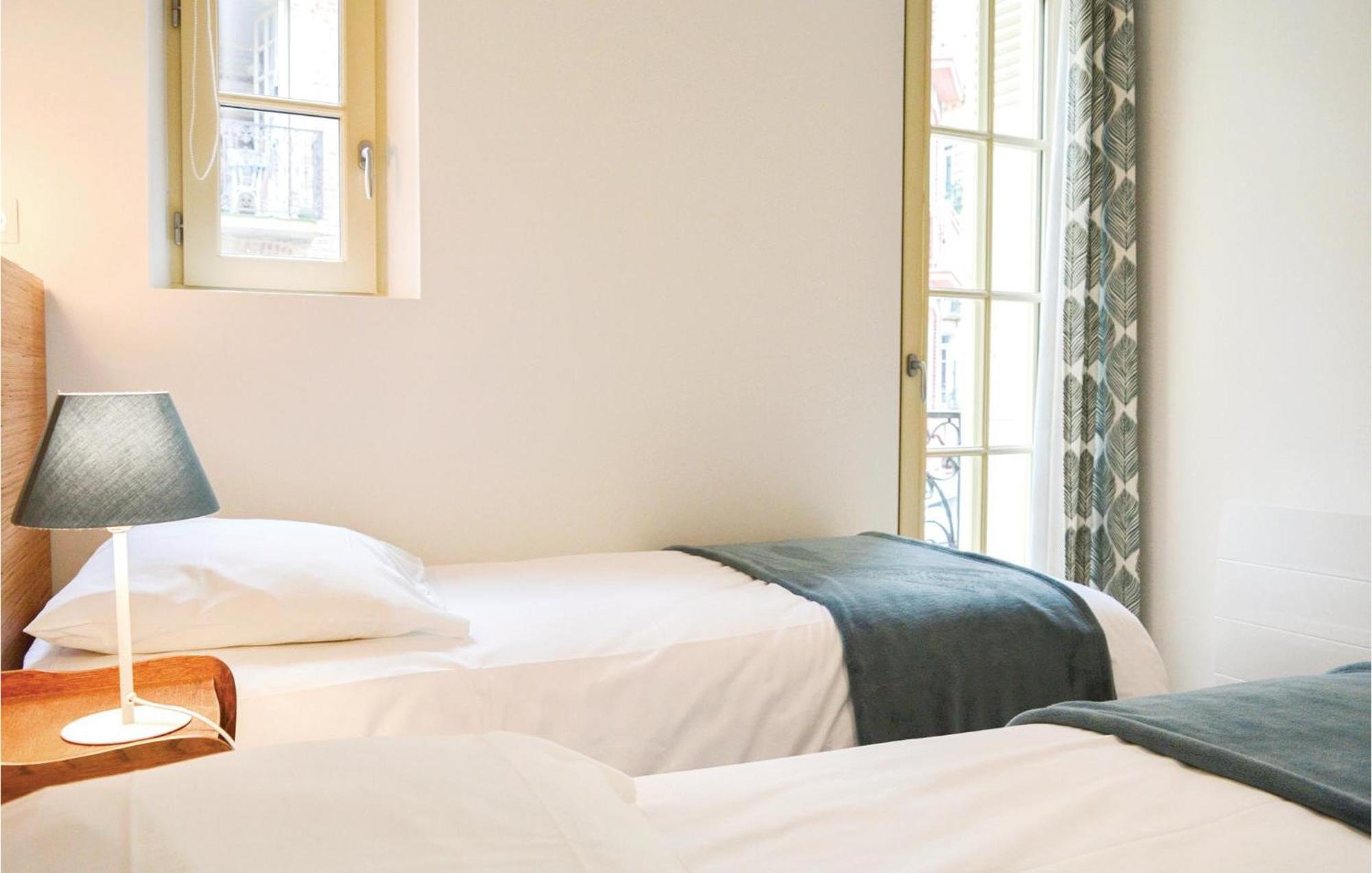 2 Bedroom Awesome Apartment In Mers-Les-Bains Exterior foto