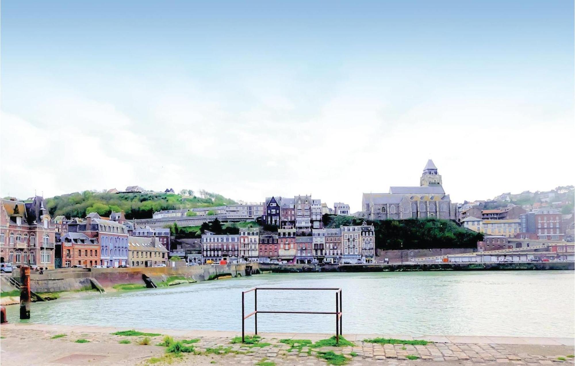 2 Bedroom Awesome Apartment In Mers-Les-Bains Exterior foto