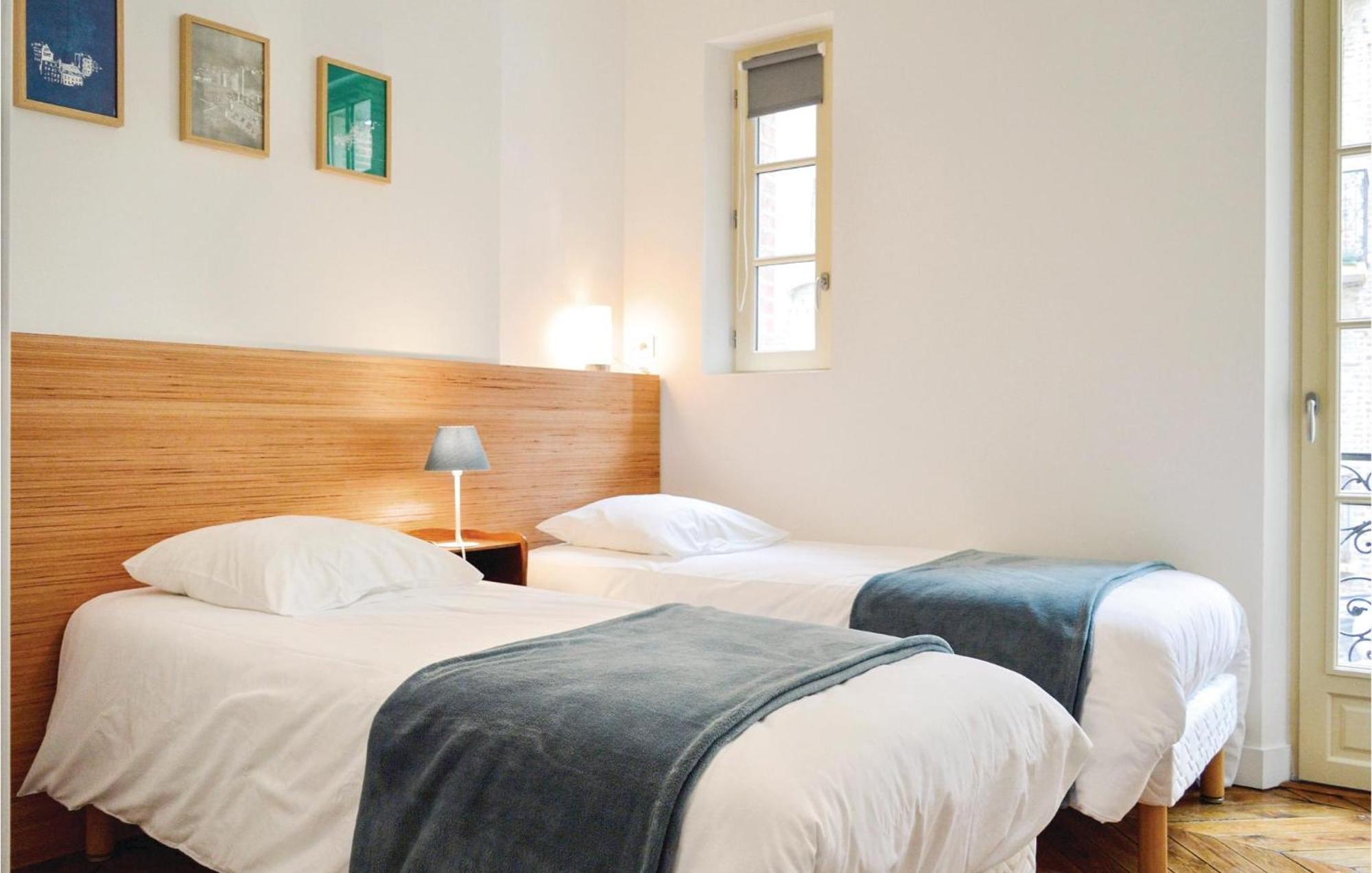 2 Bedroom Awesome Apartment In Mers-Les-Bains Exterior foto